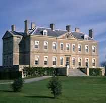 Buscot Park Neo-classical mansion with fine art and furniture collection, set in landscaped grounds