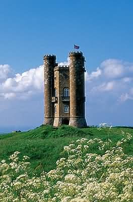 Broadway Tower overlooking the village of Broadway in Worcestershire