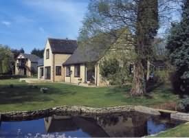 Cotswold Willow Pool