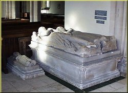 Tomb of Sir Giles Berkeley and wife