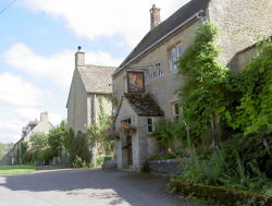 The idyllic Cotswolds village of Broadwell boasts a friendly pub, the Fox Inn 
